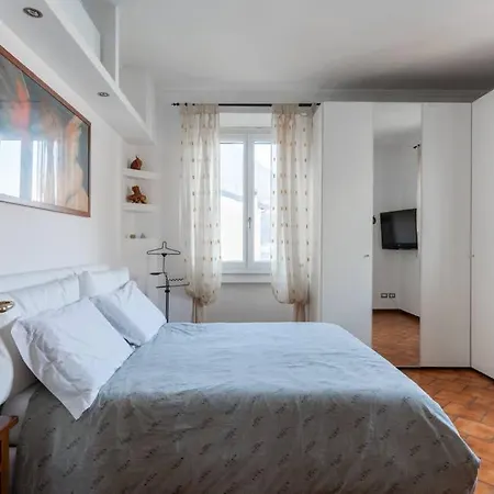 Casa Emi Lezzeno